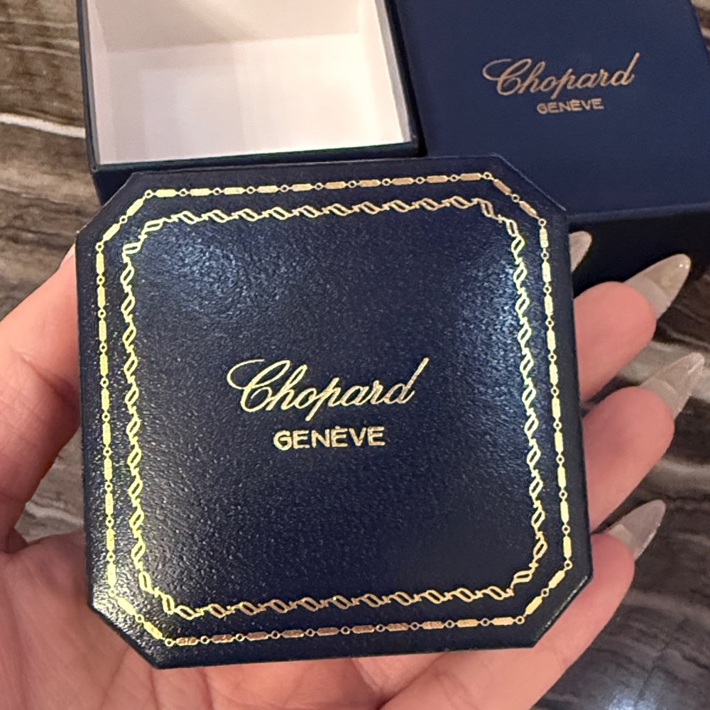 CHOPARD VINTAGE RING BOX 
WITH OUTER BOX - Picture 2 of 14